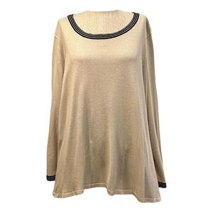 Devernois beige and black trimmed long sleeve top.